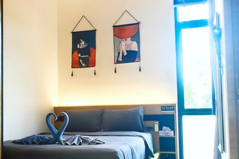 Chalet de 4 dormitorios en Bang Tao, Tailandia № 234417 - foto 5