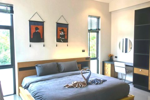 Chalet de 4 dormitorios en Bang Tao, Tailandia № 234417 - foto 19