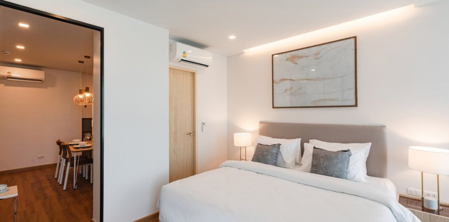 Apartamento de 1 dormitorio en The Proud Condominium, Phuket, Tailandia № 250772