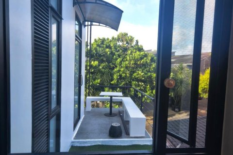 Chalet de 4 dormitorios en Bang Tao, Tailandia № 234417 - foto 6