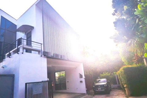 Chalet de 4 dormitorios en Bang Tao, Tailandia № 234417 - foto 8