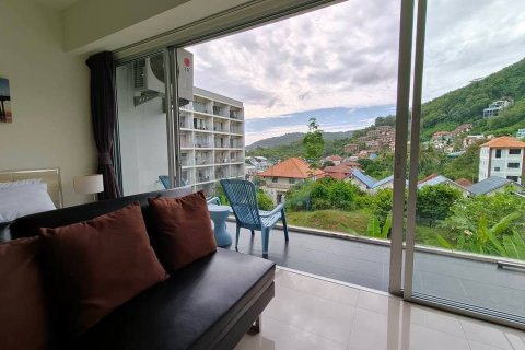 Apartamento de 2 habitaciones en Pattaya, Tailandia № 255064 - foto 3