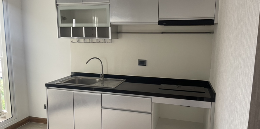 Condo in Bangkok, Thailand, 2 bedrooms № 185851