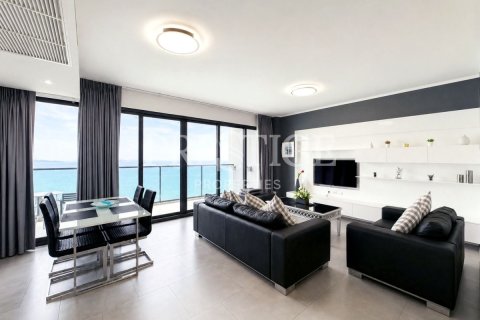 Condominio de 2 dormitorios en Pattaya, Tailandia № 250018