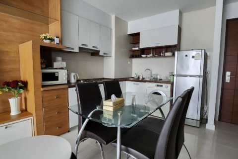 Eigentumswohnung in Bangkok, Thailand, 2 Schlafzimmer  № 234225 - Foto 8