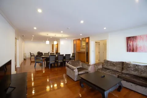 Eigentumswohnung in Bangkok, Thailand, 3 Schlafzimmer  № 244720