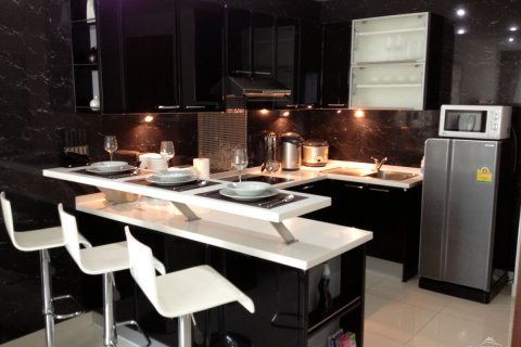 คอนโดมิเนียมในจอมเทียน, พัทยา, ประเทศไทย, 1 ห้องนอน № 242293 - รูปถ่าย 2