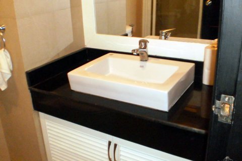 Studio dans le Condo à Pattaya, Thaïlande  № 242744 - photo 11