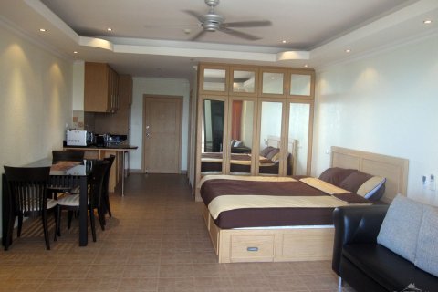 Estudio en el condominio en Pattaya, Tailandia № 242620
