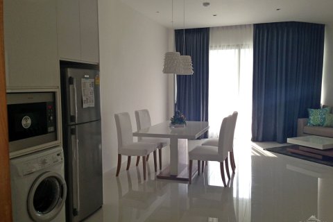 Condo in Pattaya, Thailand, 2 bedrooms № 242833 - photo 1