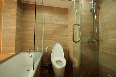 Condominio de 2 dormitorios en Jomtien Beach, Pattaya, Tailandia № 242357 - foto 11