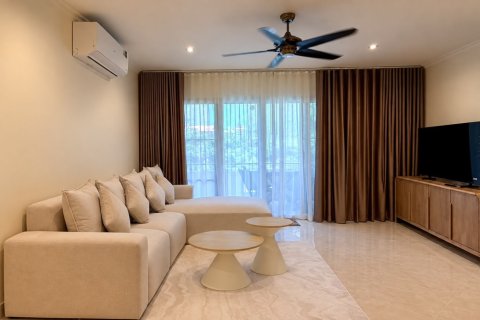 Apartamento de 3 habitaciones en Pattaya, Tailandia № 234222