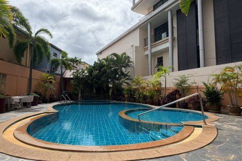 Apartamento de 3 habitaciones en Pattaya, Tailandia № 234222 - foto 15