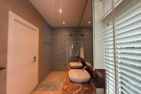 Haus in Bang Tao, Thailand 4 Schlafzimmer № 36584 - Foto 29