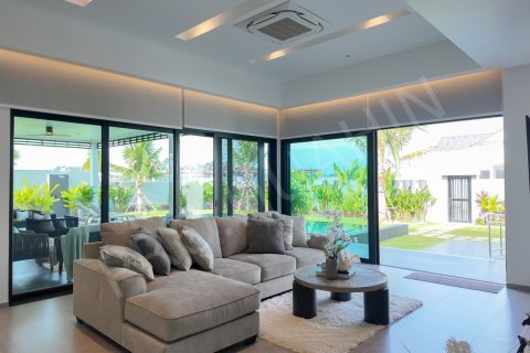 Chalet de 3 dormitorios en Hua Hin, Tailandia № 254776 - foto 7