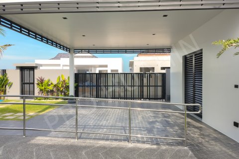 Chalet de 3 dormitorios en Hua Hin, Tailandia № 254776 - foto 15