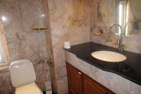 Condominio de 1 dormitorio en Jomtien Beach, Pattaya, Tailandia № 242621 - foto 11