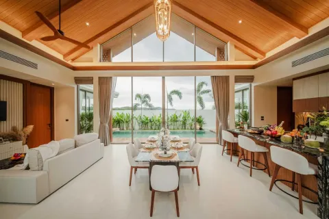 Casa de 3 dormitorios en Bang Tao, Tailandia № 121076 - foto 2
