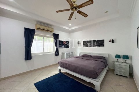 House in Pattaya, Thailand 10 bedrooms № 241660 - photo 18