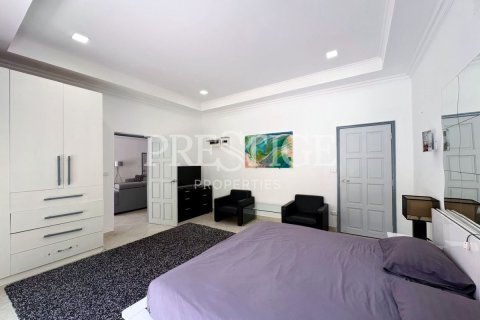 House in Pattaya, Thailand 10 bedrooms № 241660 - photo 16