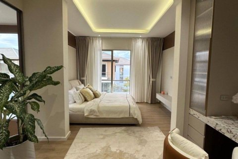 Villa in Pattaya, Thailand 4 Schlafzimmer № 173955 - Foto 17