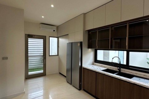 Villa in Pattaya, Thailand 4 Schlafzimmer № 173955 - Foto 6