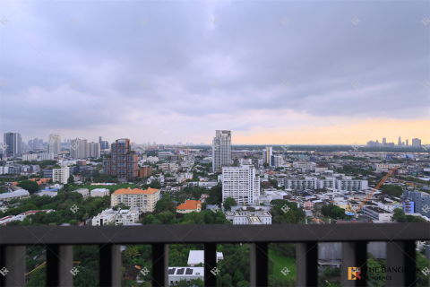 Condo in Bangkok, Thailand, 2 bedrooms № 247415