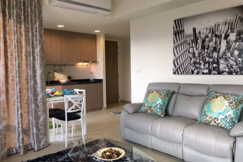 Condominio de 2 dormitorios en Pattaya, Tailandia № 242277