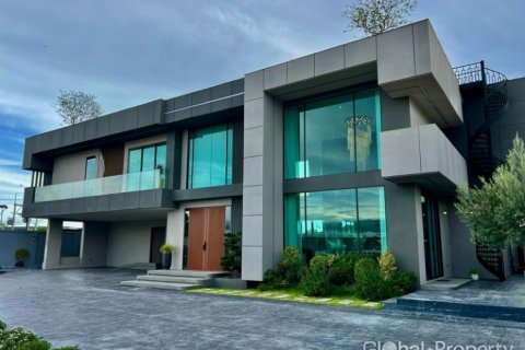 Haus in Pattaya, Thailand 5 Schlafzimmer № 146584 - Foto 4