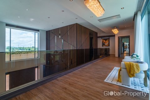 Haus in Pattaya, Thailand 5 Schlafzimmer № 146584 - Foto 17