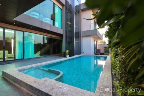 Haus in Pattaya, Thailand 5 Schlafzimmer № 146584 - Foto 5