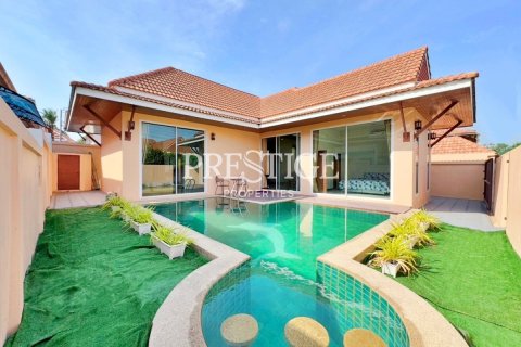 House in Pattaya, Thailand 2 bedrooms № 250383
