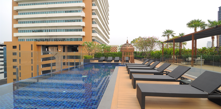 Condo in Bangkok, Thailand, 1 bedroom  № 187304