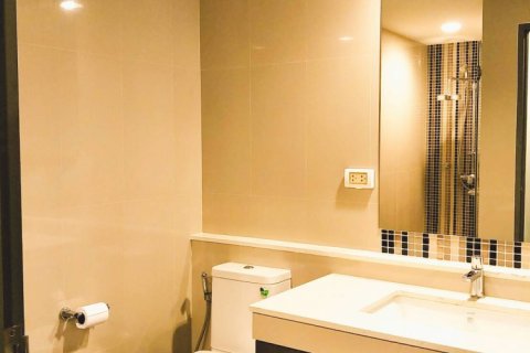 Eigentumswohnung in Watthana, Bangkok, Thailand, 2 Schlafzimmer № 251017 - Foto 2
