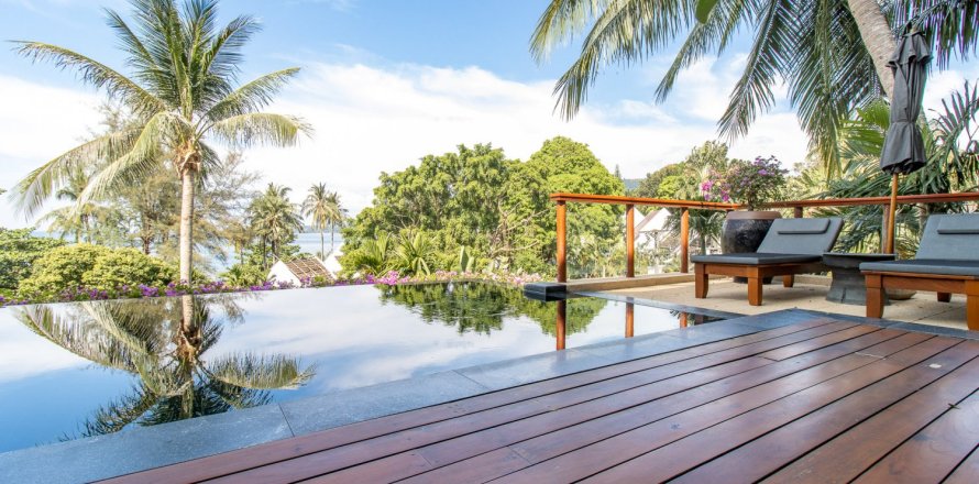Hotel in Kamala, Thailand 244 m2 № 3866