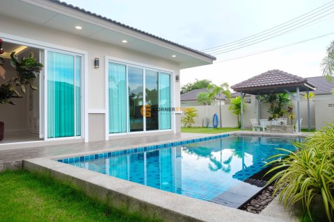 Estudio en Bang Lamung, Tailandia № 243502