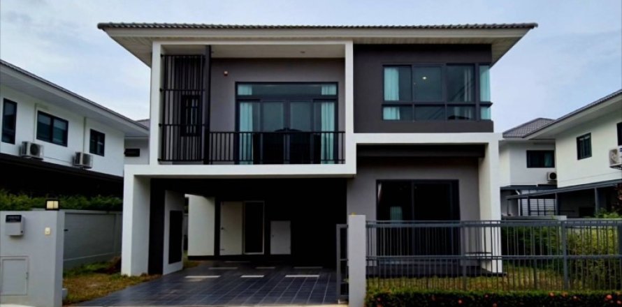 Haus in Pattaya, Thailand 4 Schlafzimmer № 173926
