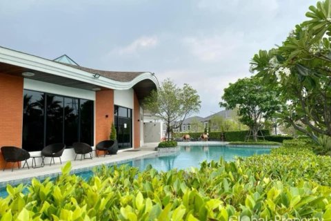 Haus in Pattaya, Thailand 4 Schlafzimmer № 173926 - Foto 14