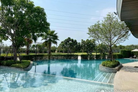 Haus in Pattaya, Thailand 4 Schlafzimmer № 173926 - Foto 15