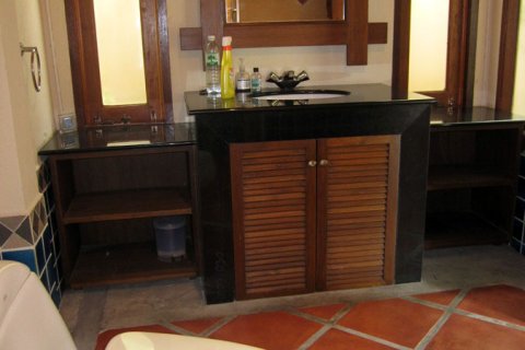 House on Jomtien Beach, Pattaya, Thailand 3 bedrooms № 243253 - photo 11