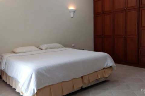 Condominio de 1 dormitorio en Jomtien Beach, Pattaya, Tailandia № 242231 - foto 2
