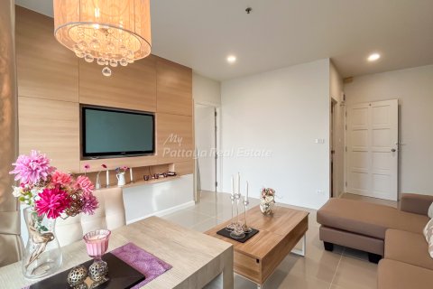 Condo in Bang Lamung, Thailand, 1 bedroom  № 254849 - photo 2