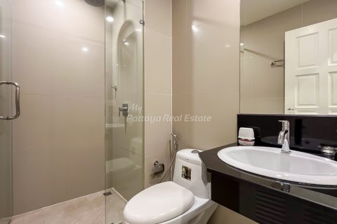 Condo in Bang Lamung, Thailand, 1 bedroom  № 254849 - photo 5