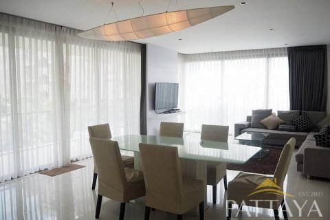 Condominio de 3 dormitorios en Pattaya, Tailandia № 242419 - foto 4