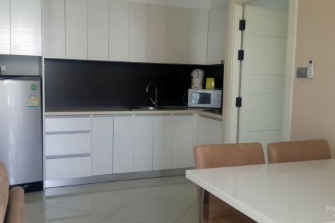 Condo on Jomtien Beach, Pattaya, Thailand, 2 bedrooms № 242171 - photo 4