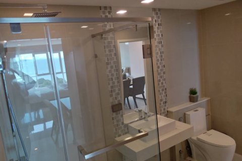 Condo in Pattaya, Thailand, 1 bedroom  № 242516 - photo 10