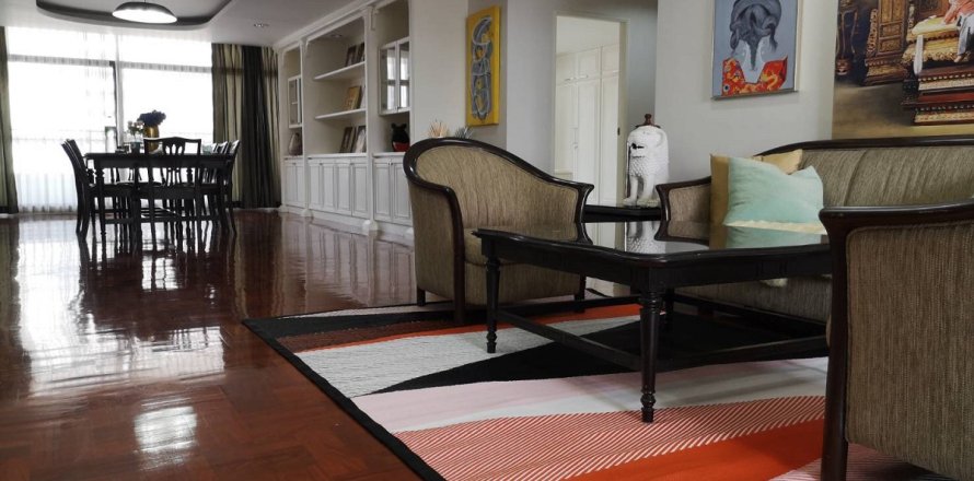 Condominio de 3 dormitorios en Watthana, Bangkok, Tailandia № 244896