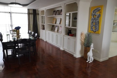 Condominio de 3 dormitorios en Watthana, Bangkok, Tailandia № 244896 - foto 9