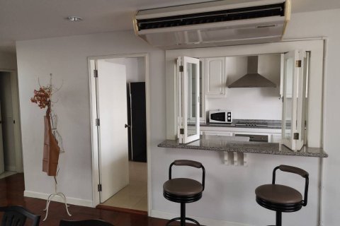 Condominio de 3 dormitorios en Watthana, Bangkok, Tailandia № 244896 - foto 11