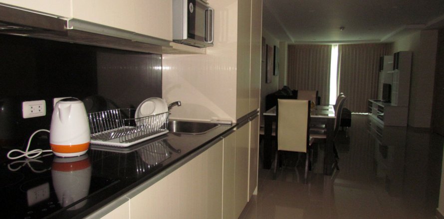 Condominio de 2 dormitorios en Pattaya, Tailandia № 242896